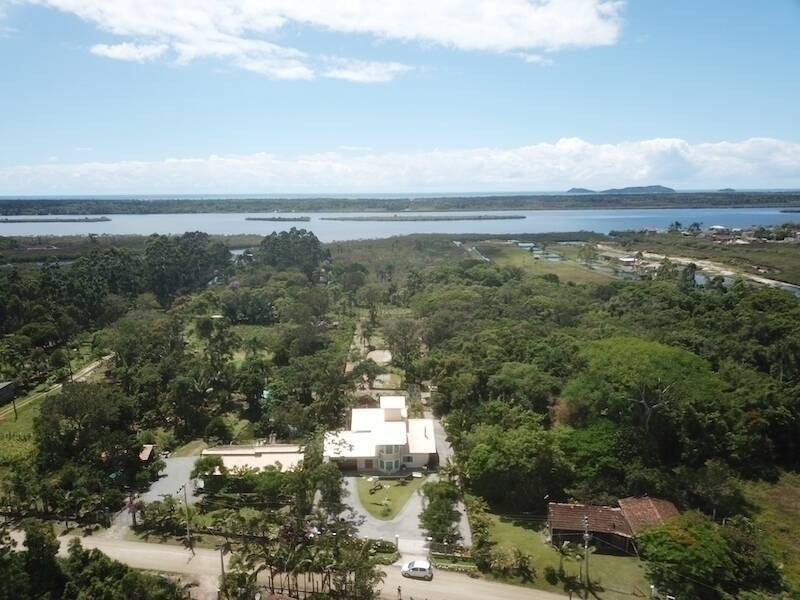 Chácara à venda com 3 quartos, 221m² - Foto 9