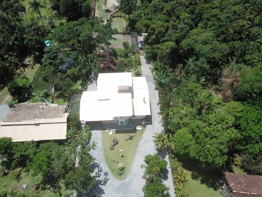 Chácara à venda com 3 quartos, 221m² - Foto 10