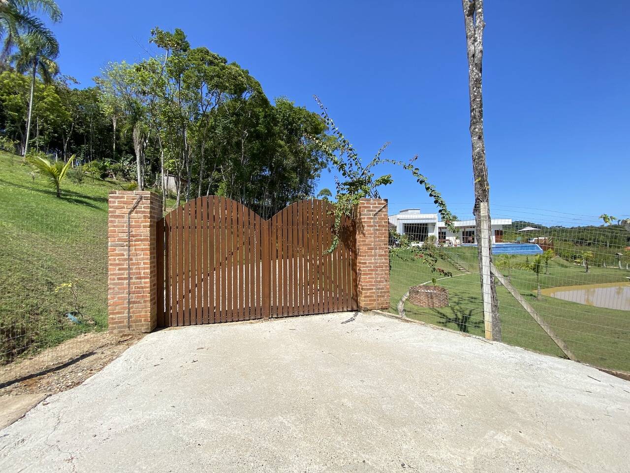 Sítio à venda com 3 quartos, 286m² - Foto 6