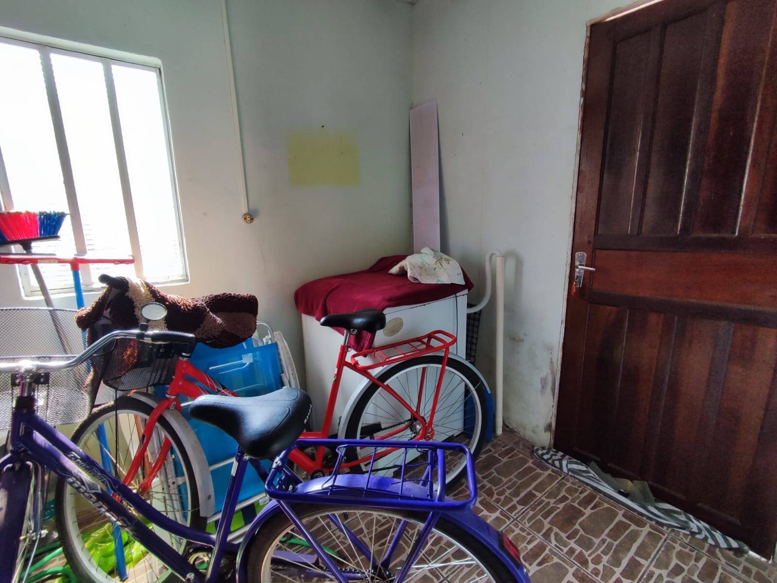 Casa à venda com 2 quartos, 90m² - Foto 16
