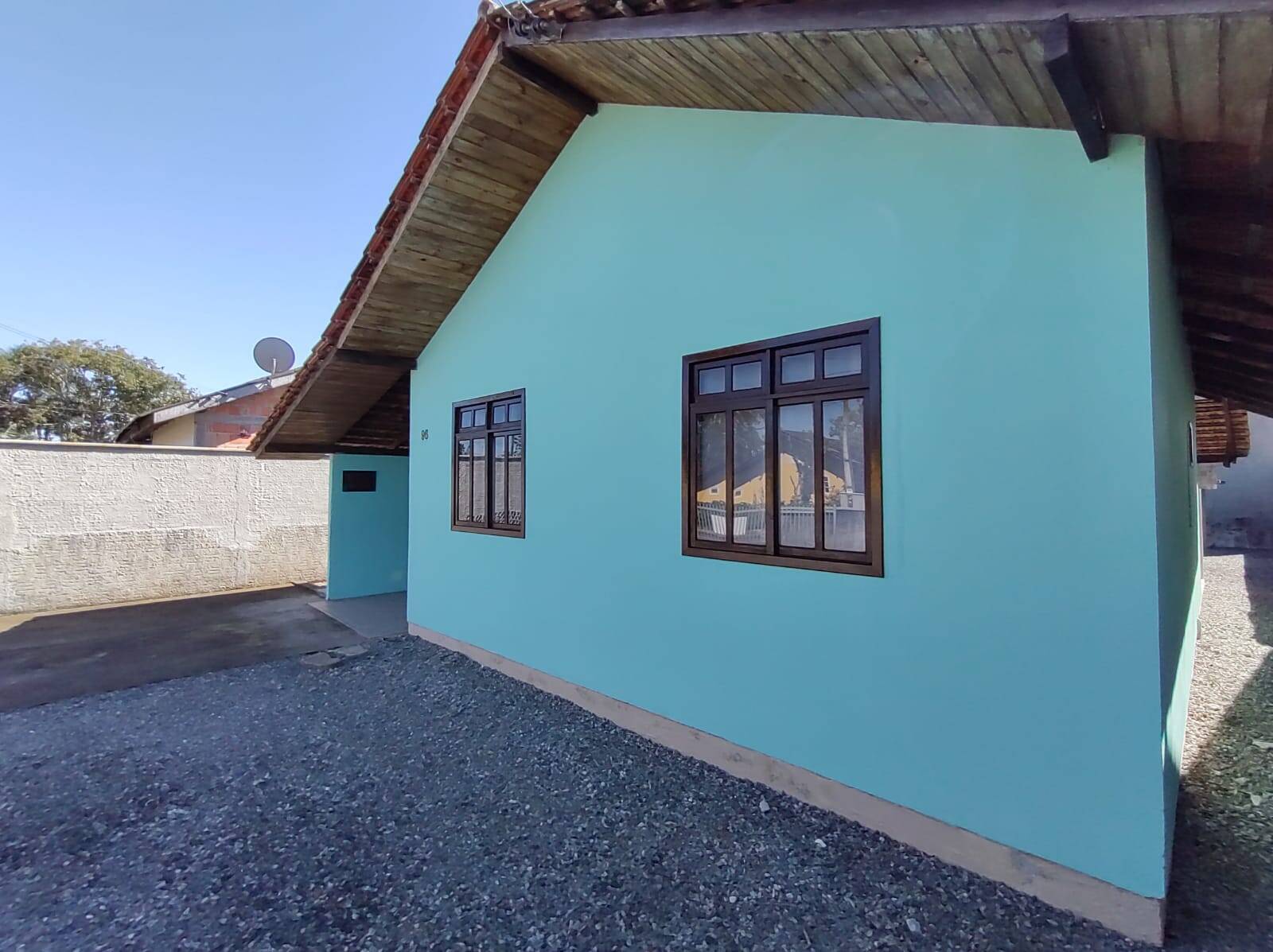 Casa à venda com 2 quartos, 90m² - Foto 12