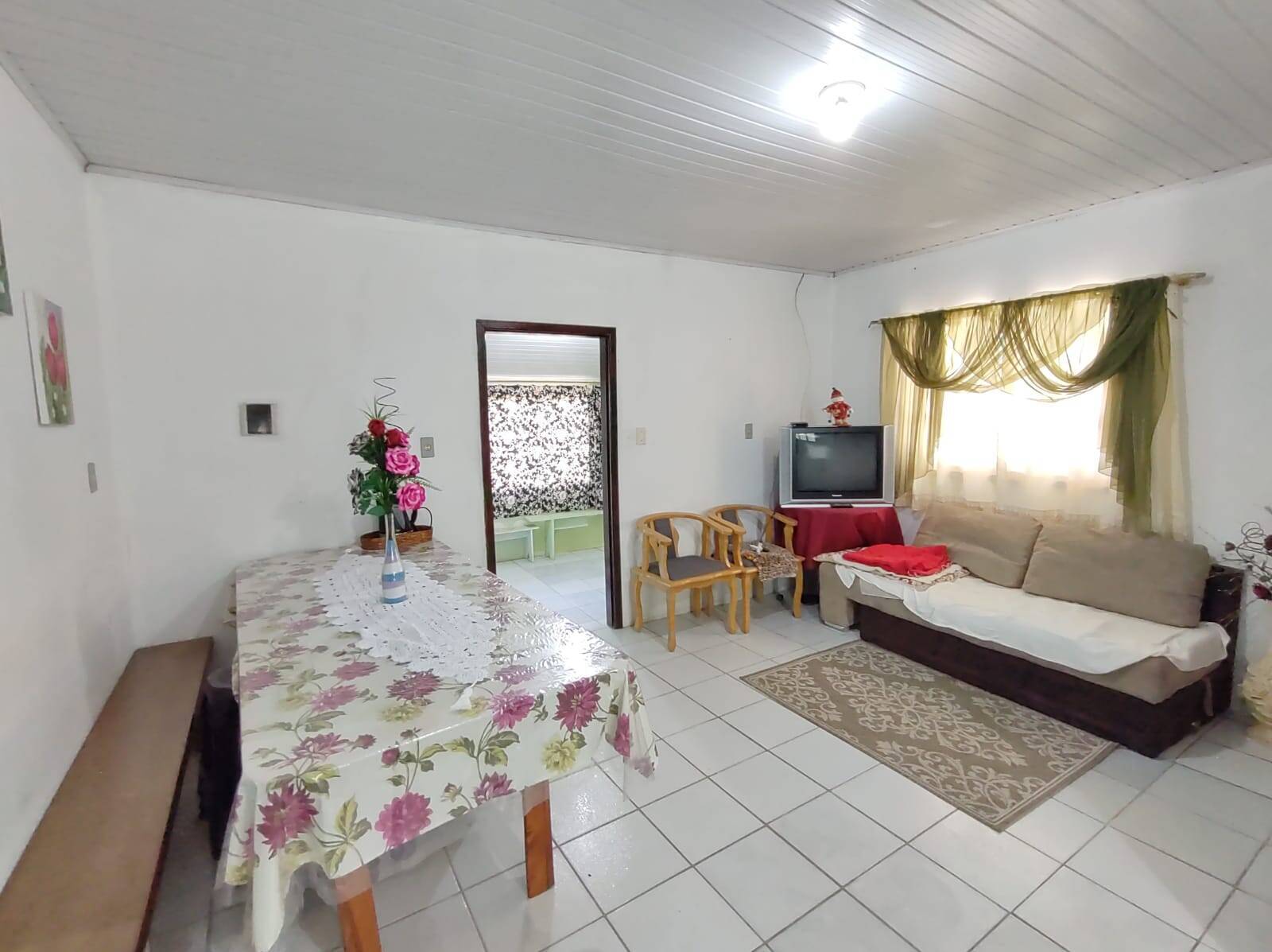 Casa à venda com 2 quartos, 90m² - Foto 9