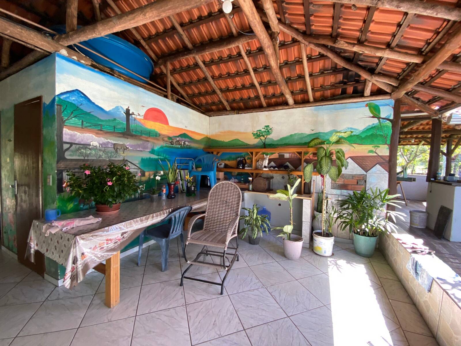 Chácara à venda com 4 quartos, 189m² - Foto 4
