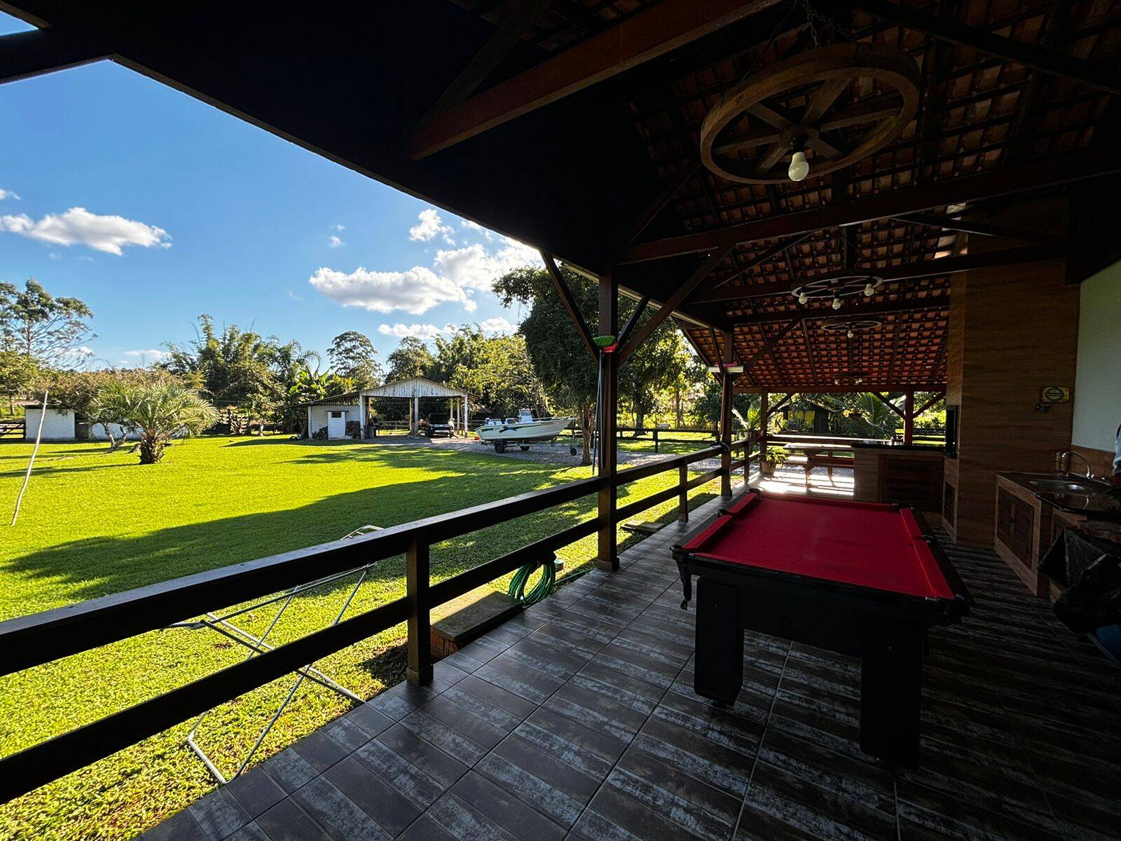 Chácara à venda com 4 quartos, 150m² - Foto 7