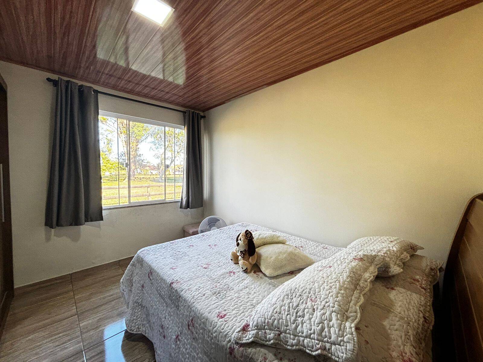 Chácara à venda com 4 quartos, 150m² - Foto 13