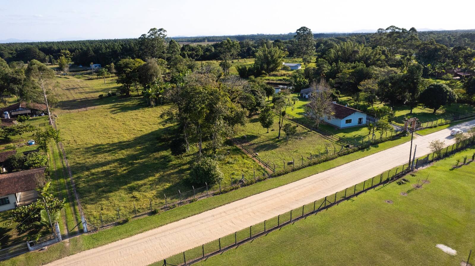 Chácara à venda com 4 quartos, 150m² - Foto 44