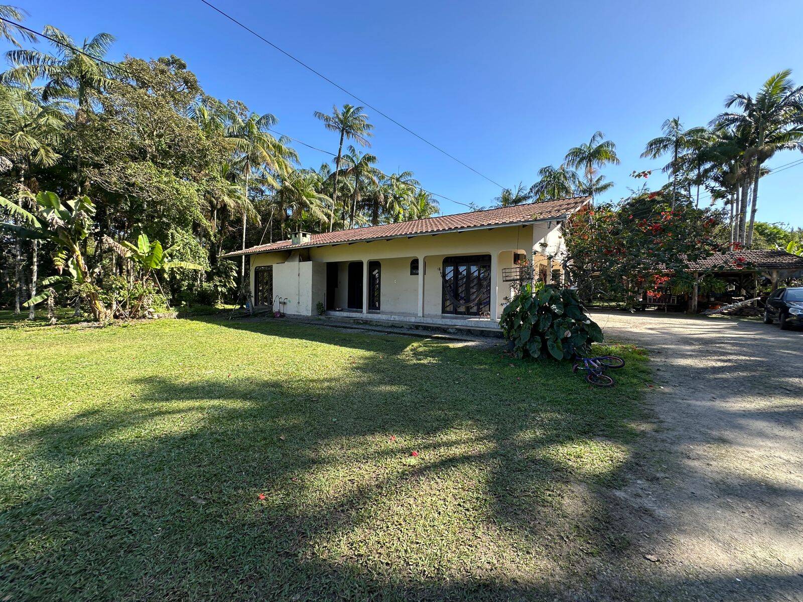 Chácara à venda com 4 quartos, 230m² - Foto 3