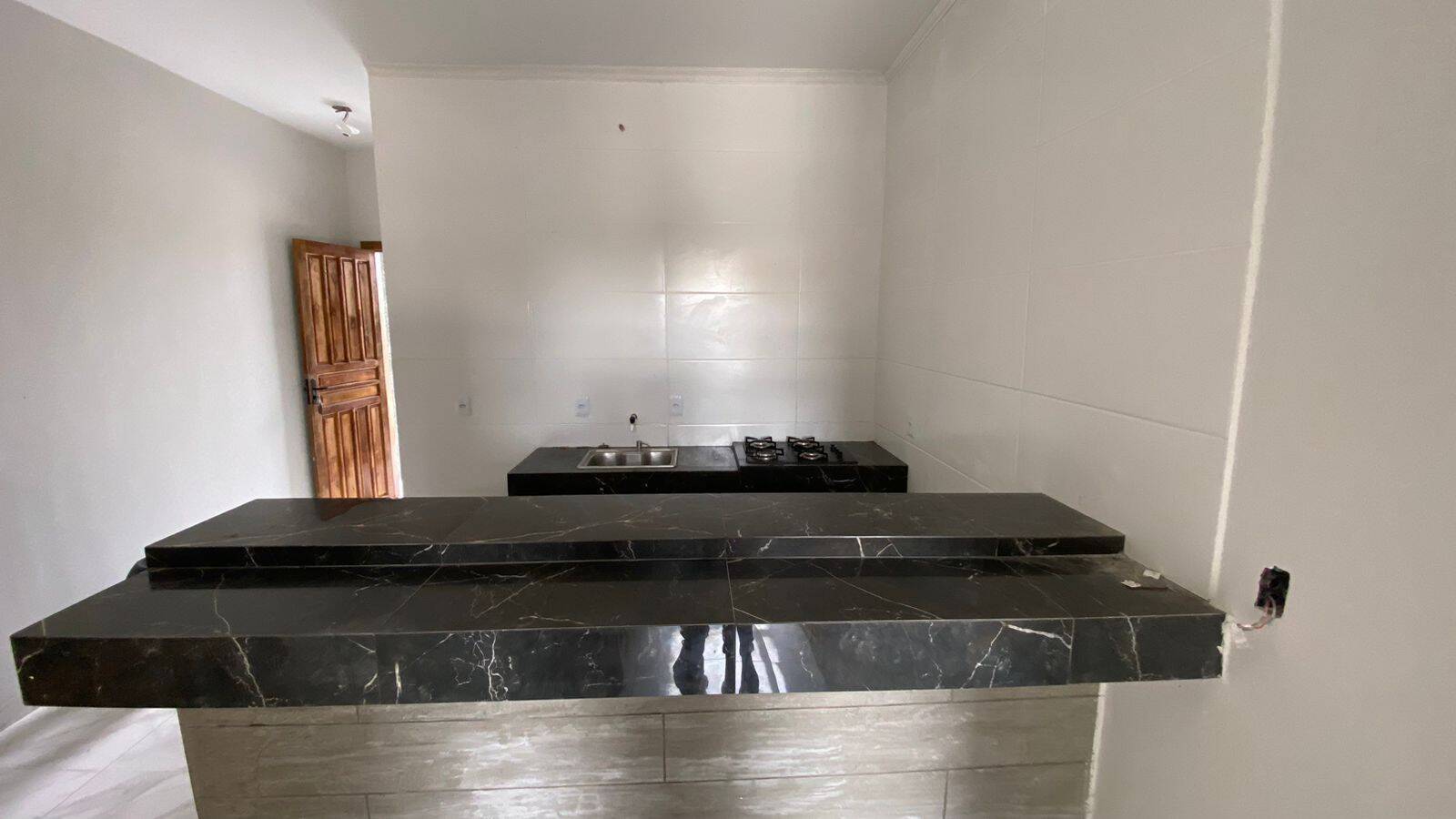 Casa à venda com 2 quartos, 52m² - Foto 5