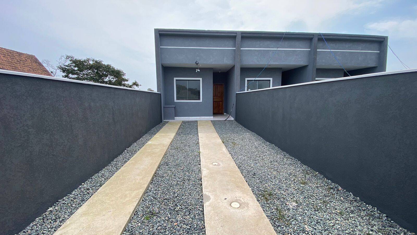 Casa à venda com 2 quartos, 52m² - Foto 2
