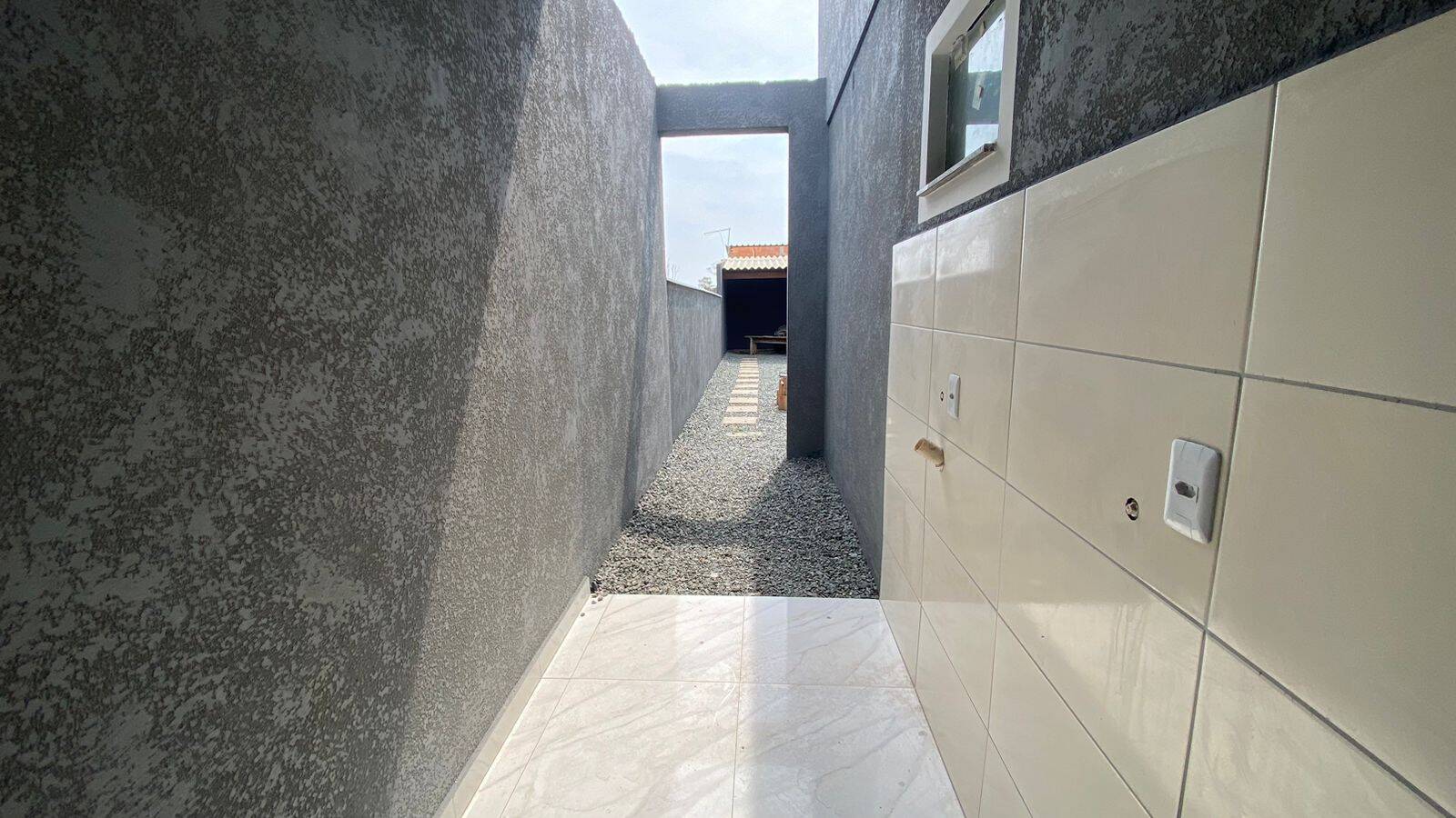 Casa à venda com 2 quartos, 52m² - Foto 11