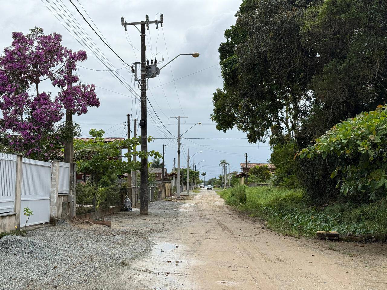 Casa à venda com 3 quartos, 75m² - Foto 8