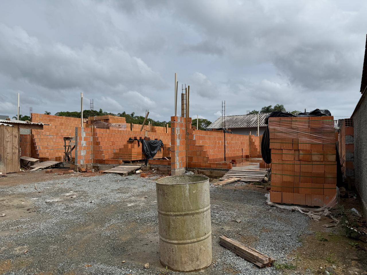 Casa à venda com 3 quartos, 75m² - Foto 5