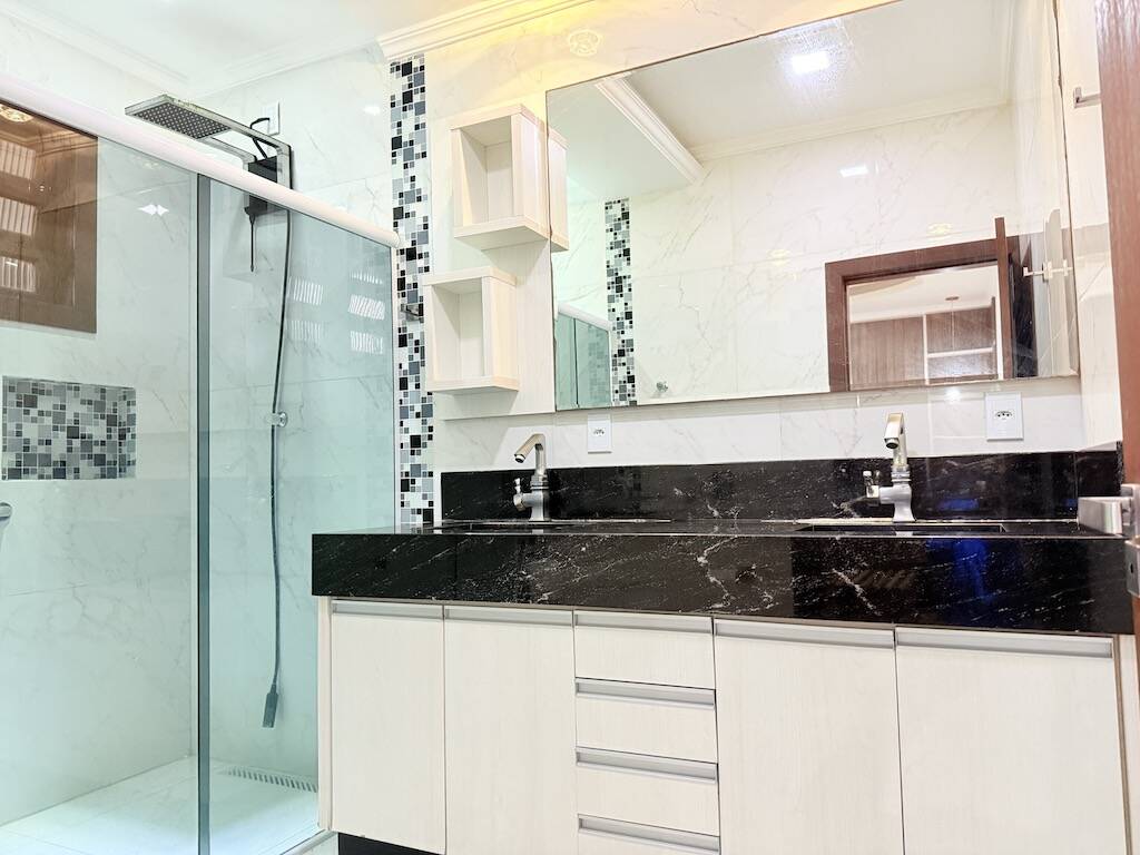 Casa à venda com 9 quartos, 510m² - Foto 12