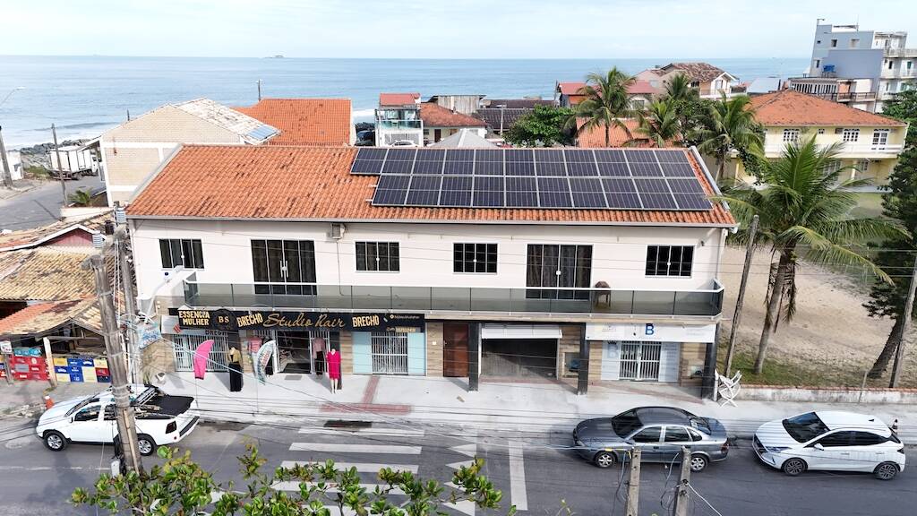 Casa à venda com 9 quartos, 510m² - Foto 1