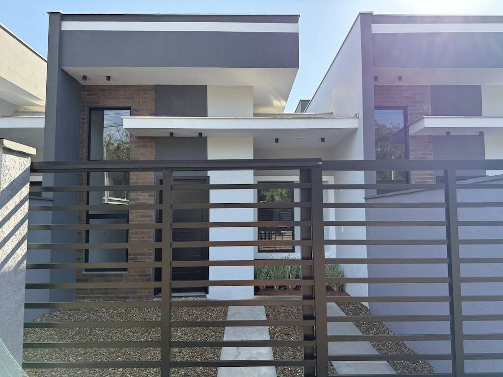 Casa à venda com 2 quartos, 62m² - Foto 4