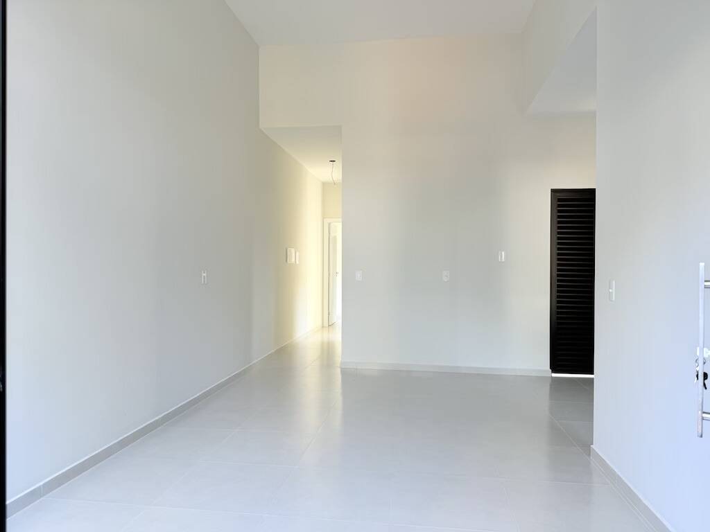 Casa à venda com 2 quartos, 62m² - Foto 7