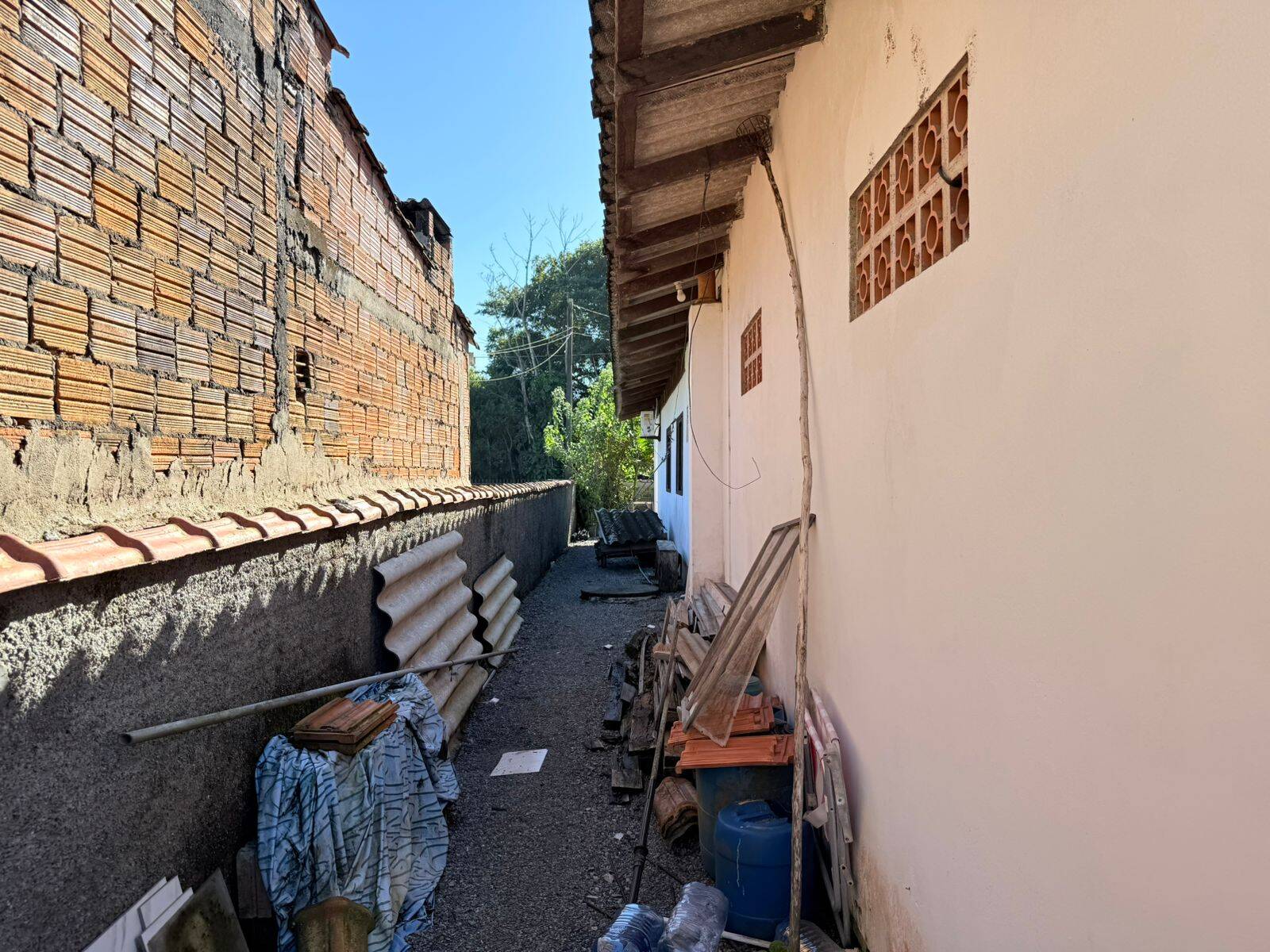 Casa à venda com 4 quartos, 180m² - Foto 22