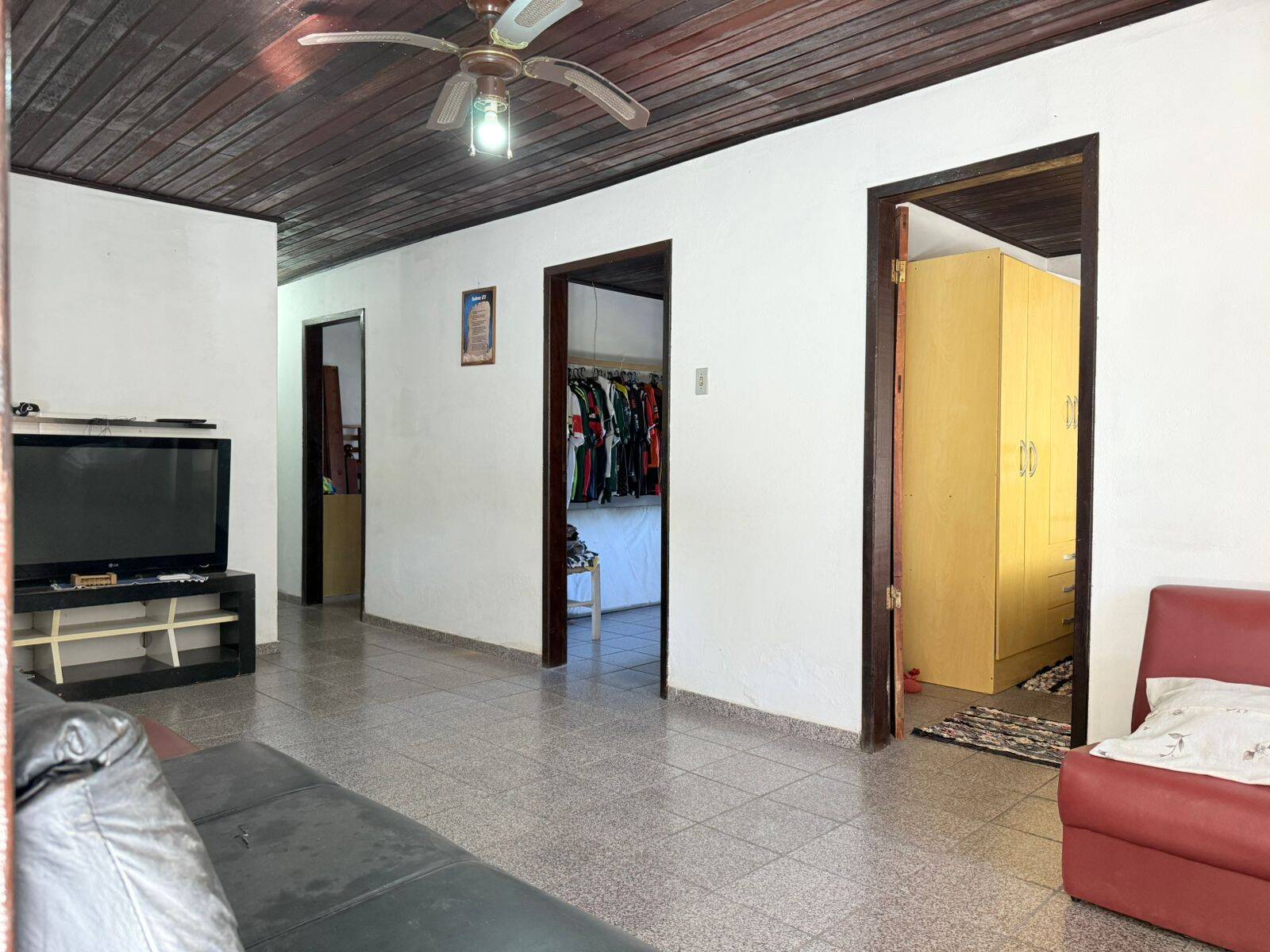 Casa à venda com 4 quartos, 180m² - Foto 16