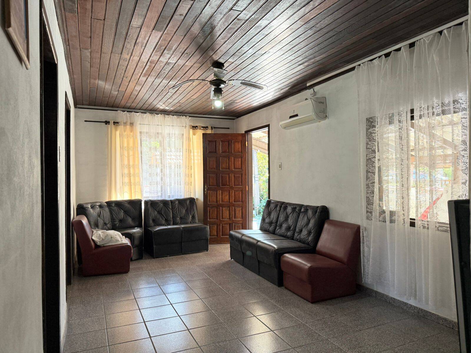 Casa à venda com 4 quartos, 180m² - Foto 15
