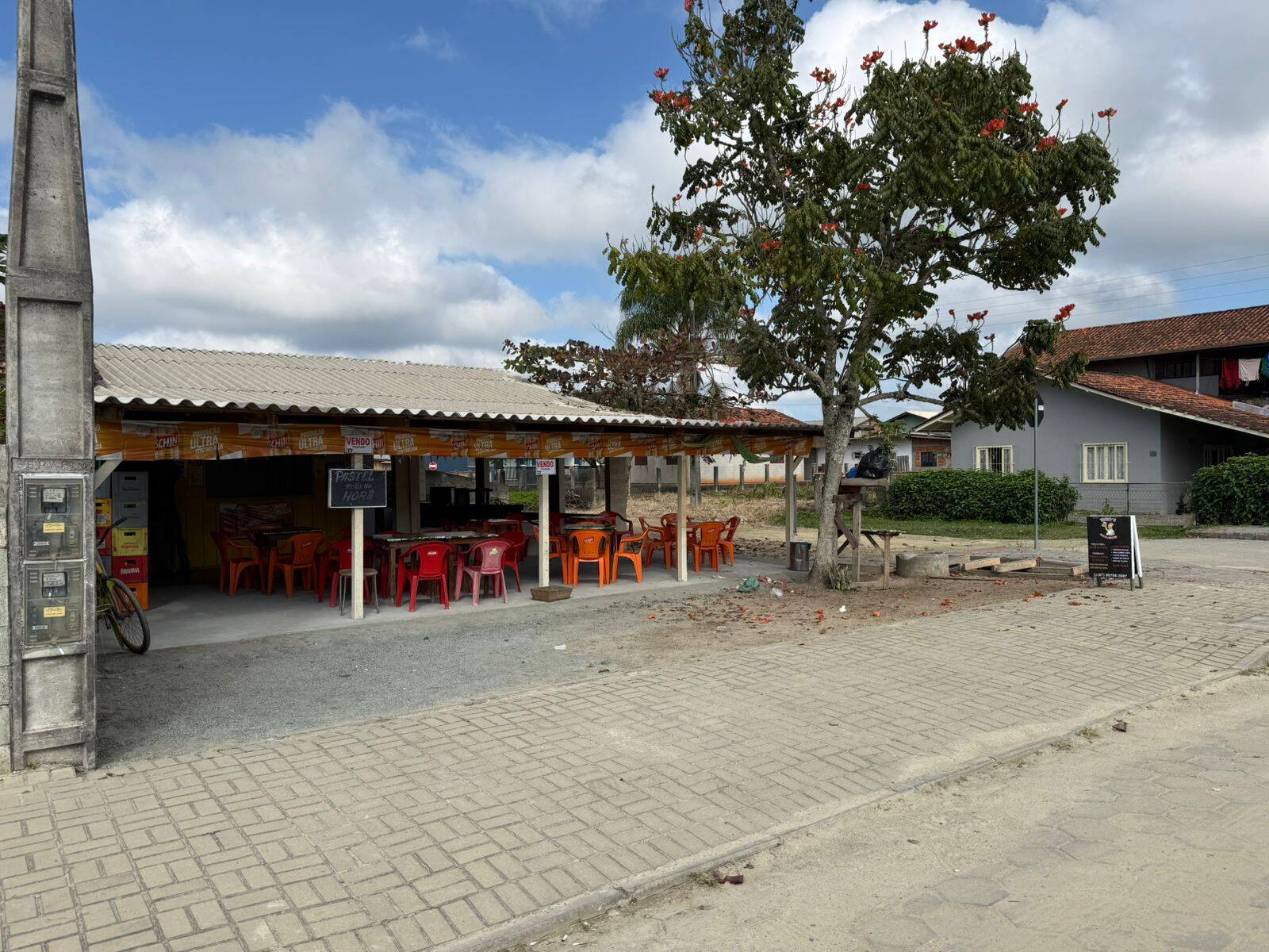 Casa à venda, 81m² - Foto 1