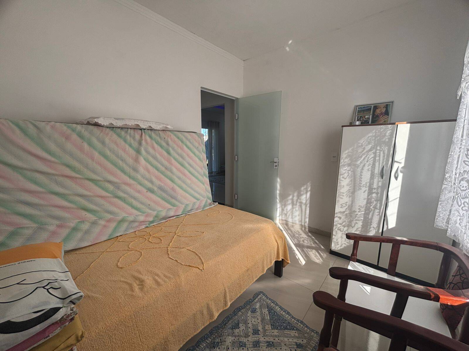 Casa à venda com 2 quartos, 2015m² - Foto 10