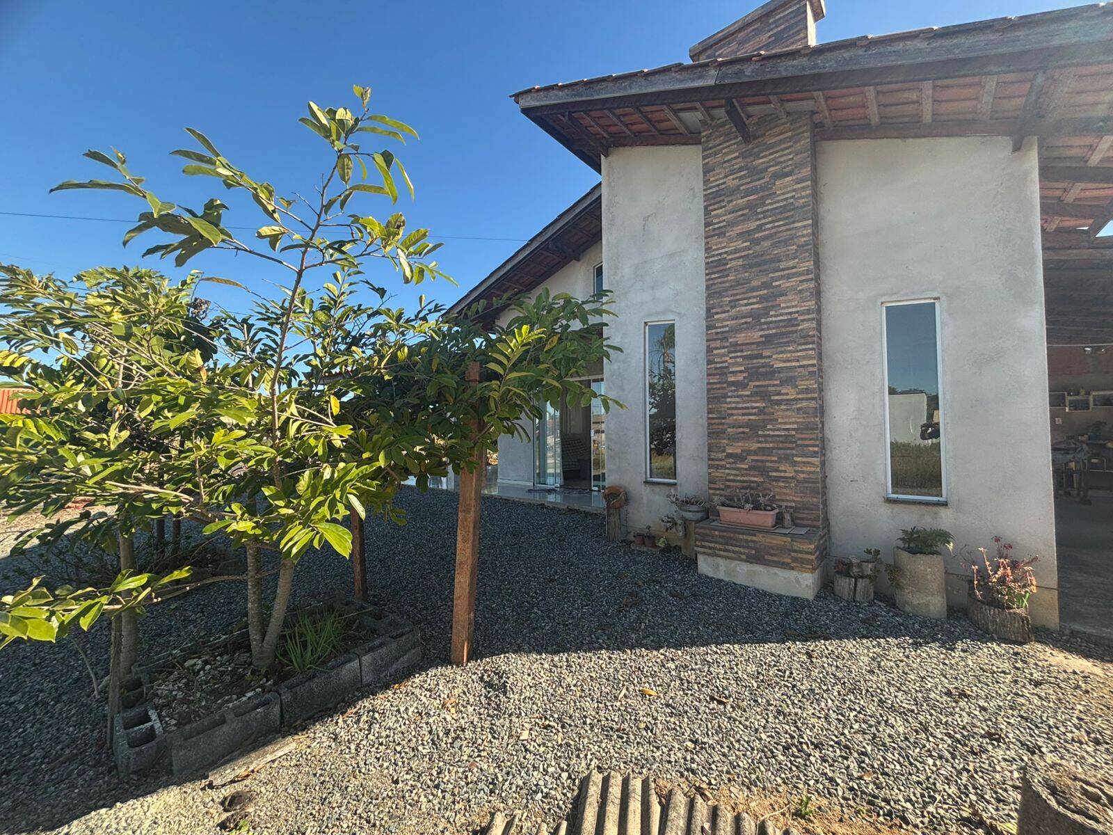 Casa à venda com 2 quartos, 2015m² - Foto 20