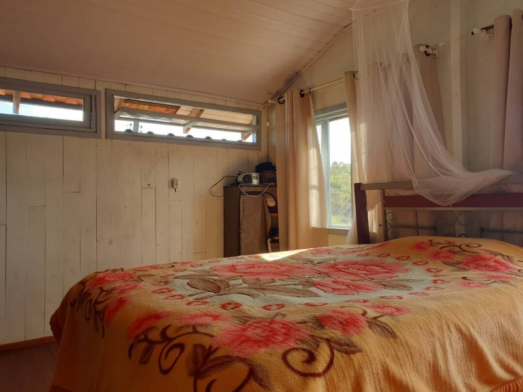 Casa à venda com 4 quartos, 150m² - Foto 11