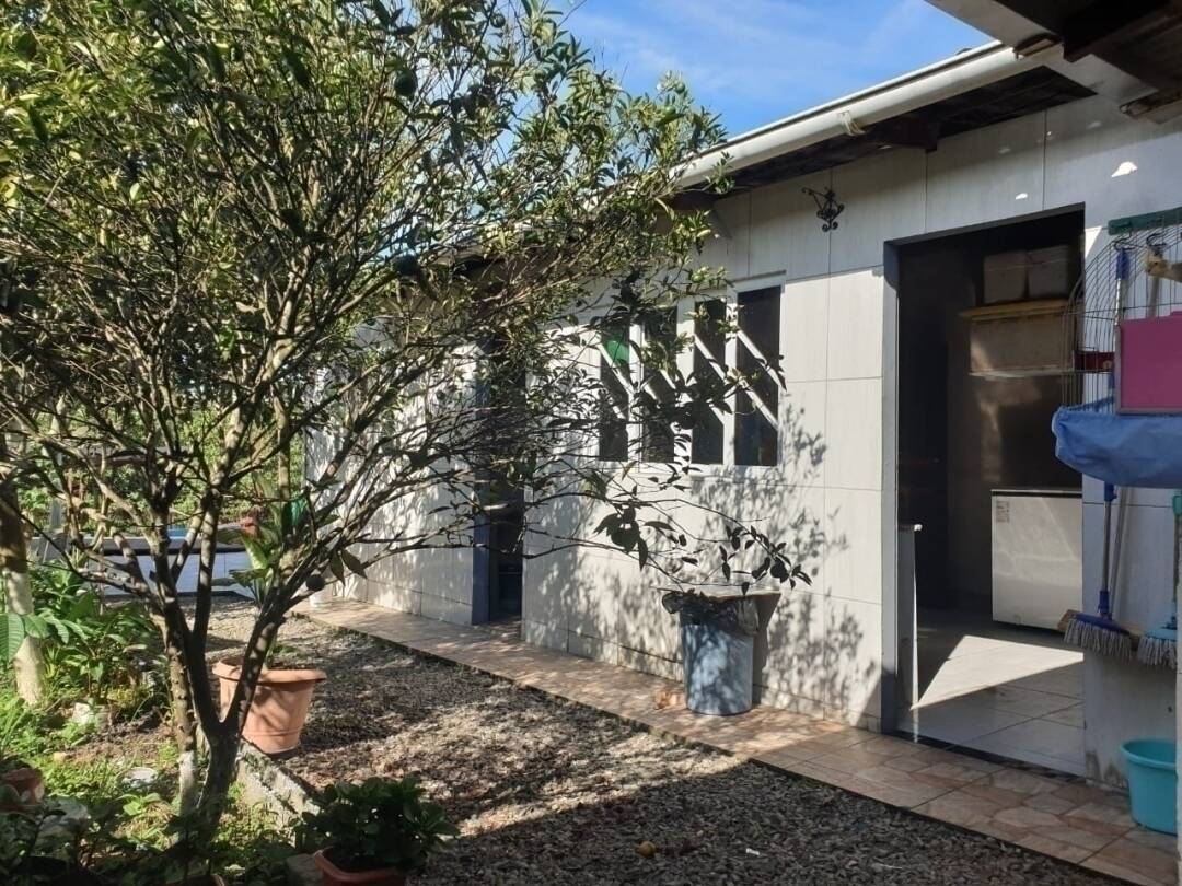 Casa à venda com 4 quartos, 150m² - Foto 16