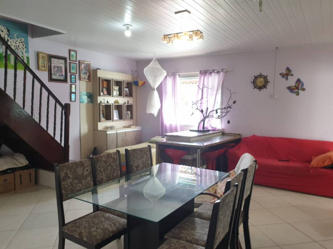 Casa à venda com 4 quartos, 150m² - Foto 4