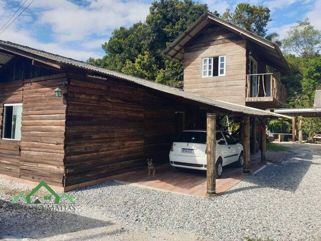 #1793 - Casa para Venda em Balneário Barra do Sul - SC
