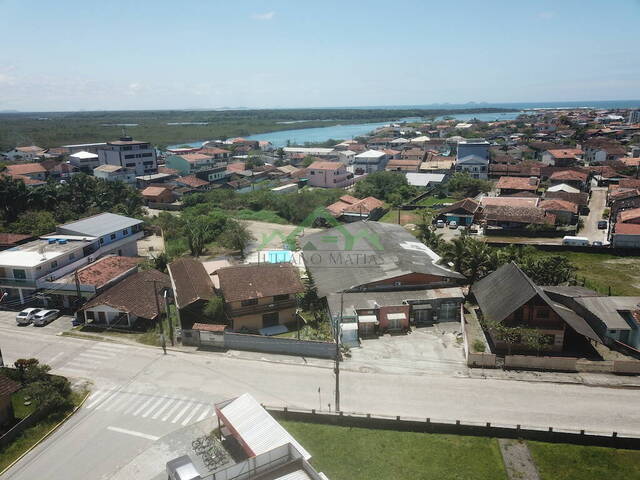 Sobrado para Venda em Balneário Barra do Sul - 4