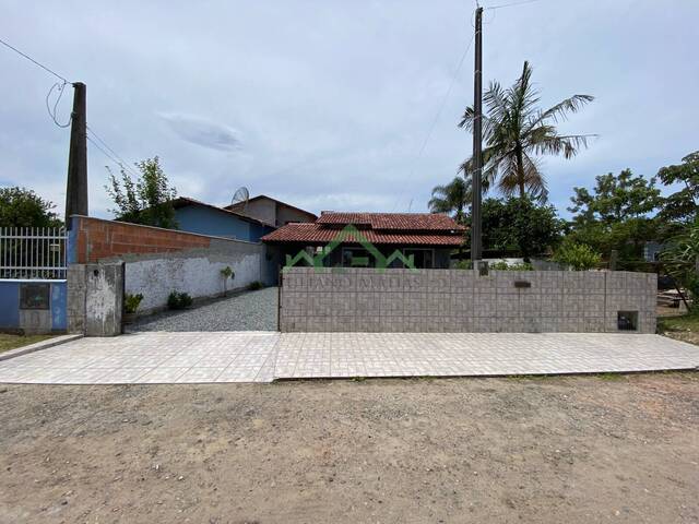 #2150 - Casa para Venda em Balneário Barra do Sul - SC