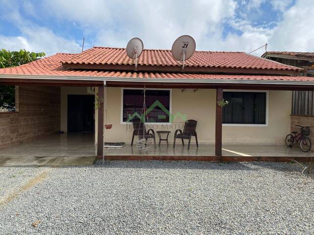 #0862 - Casa para Venda em Balneário Barra do Sul - SC
