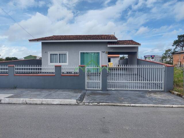 #2228 - Casa para Venda em Balneário Barra do Sul - SC