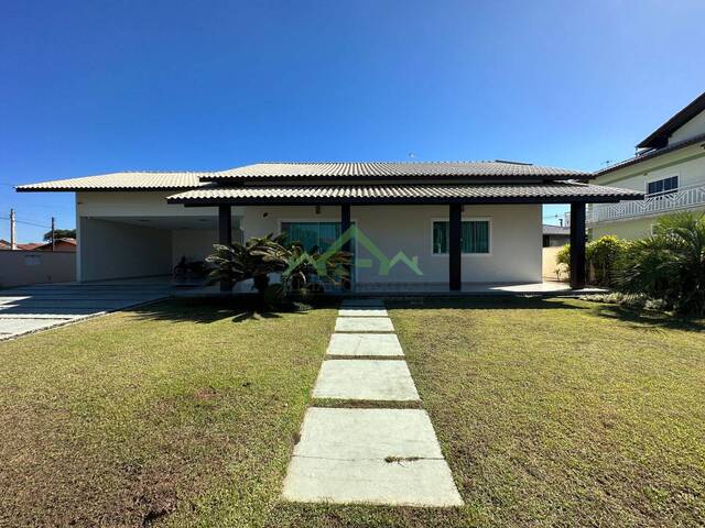 #2307 - Casa para Venda em Balneário Barra do Sul - SC