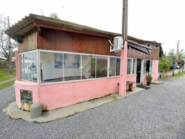 #2375 - Casa para Venda em Balneário Barra do Sul - SC - 1