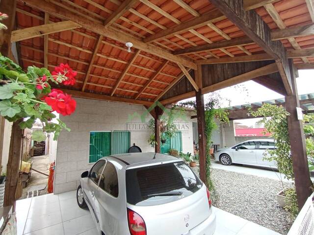 #2431 - Casa para Venda em Balneário Barra do Sul - SC