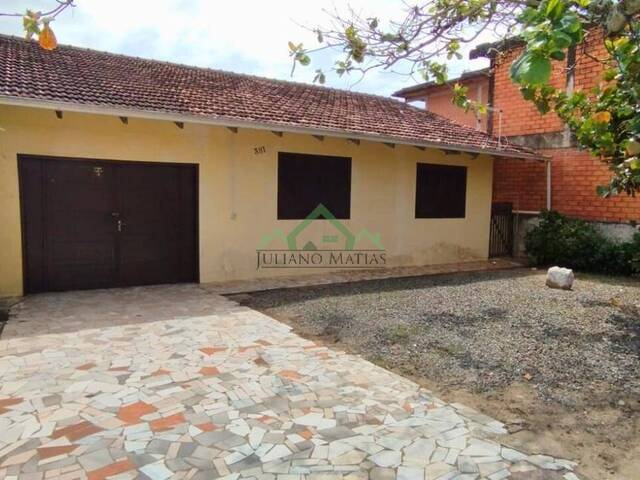 #2425 - Casa para Venda em Balneário Barra do Sul - SC - 2