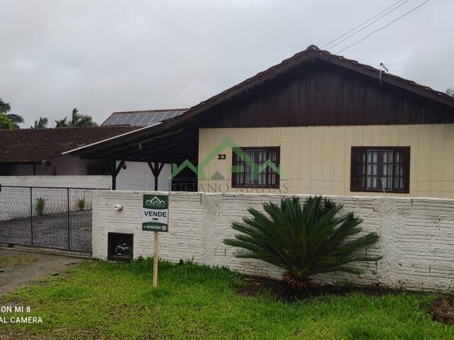 #2260 - Casa para Venda em Balneário Barra do Sul - SC