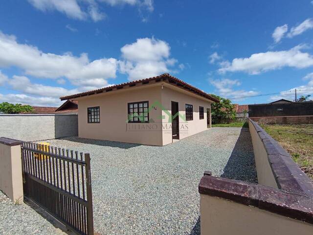 #2368 - Casa para Venda em Balneário Barra do Sul - SC