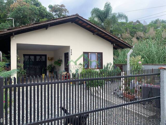 #2508 - Casa para Venda em Balneário Barra do Sul - SC