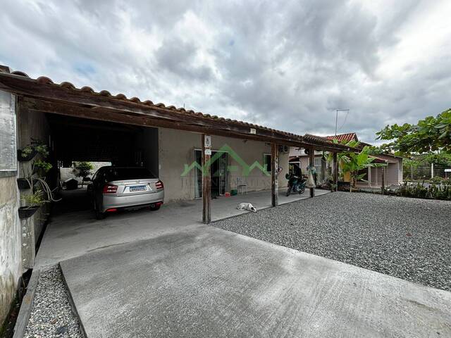 #2561 - Casa para Venda em Balneário Barra do Sul - SC - 2