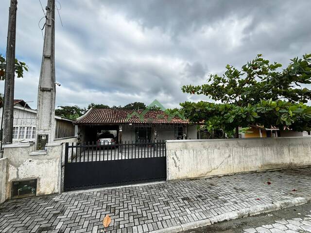 #2561 - Casa para Venda em Balneário Barra do Sul - SC - 3