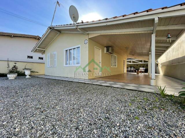 #2592 - Casa para Venda em Balneário Barra do Sul - SC - 1