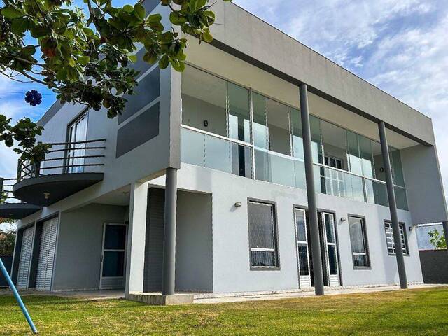 Casa para Venda em Balneário Barra do Sul - 2