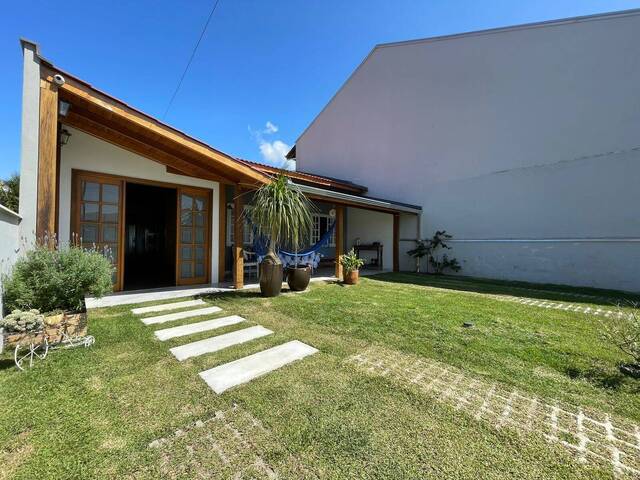 Casa para Venda em Balneário Barra do Sul - 4