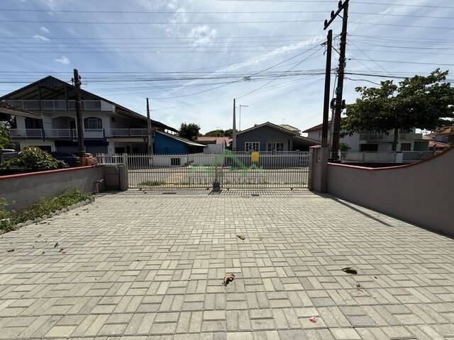Sobrado para Venda em Balneário Barra do Sul - 4