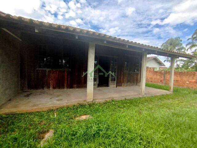 #2758 - Casa para Venda em Balneário Barra do Sul - SC