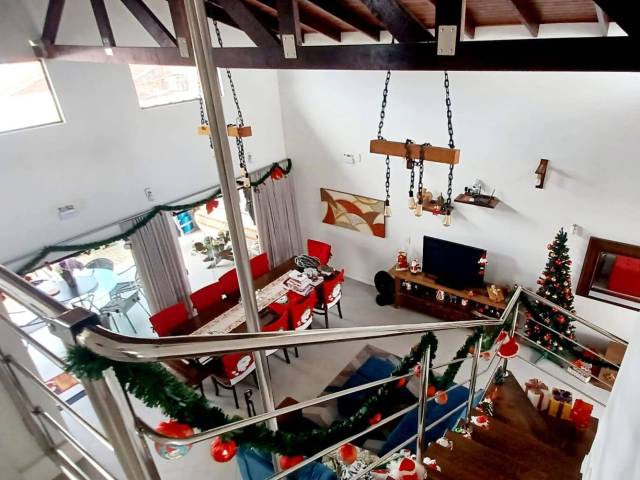 #2769 - Casa para Venda em Balneário Barra do Sul - SC