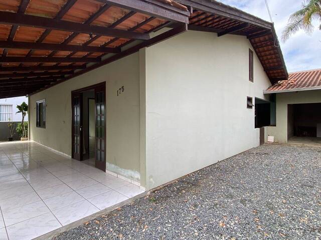 #2806 - Casa para Venda em Balneário Barra do Sul - SC - 2